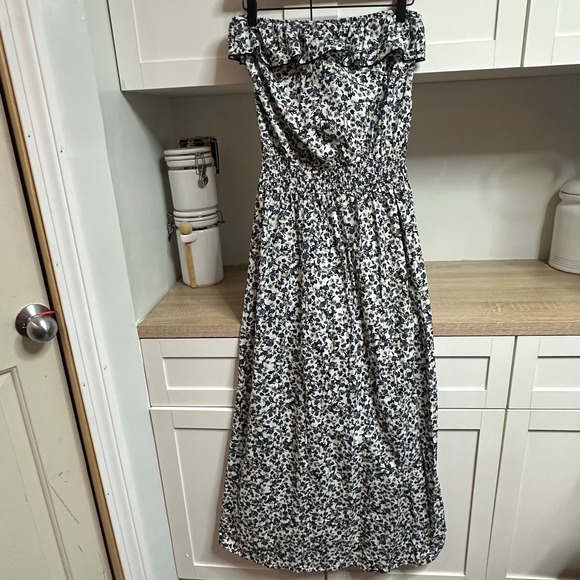 L8teR Dresses & Skirts - Cottagecore Strapless Maxi Dress Womens M Navy Floral Ruffle Smocked Romantic
